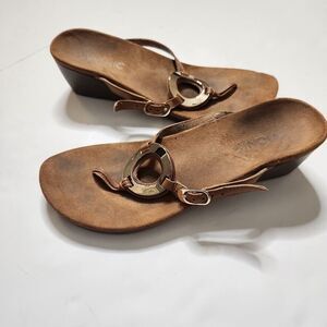Vionic Karina Thong Sandal Brown Leather Flip-Flop Sandals Womens Size 8